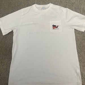 Never worn Vineyard Vine T-shirt